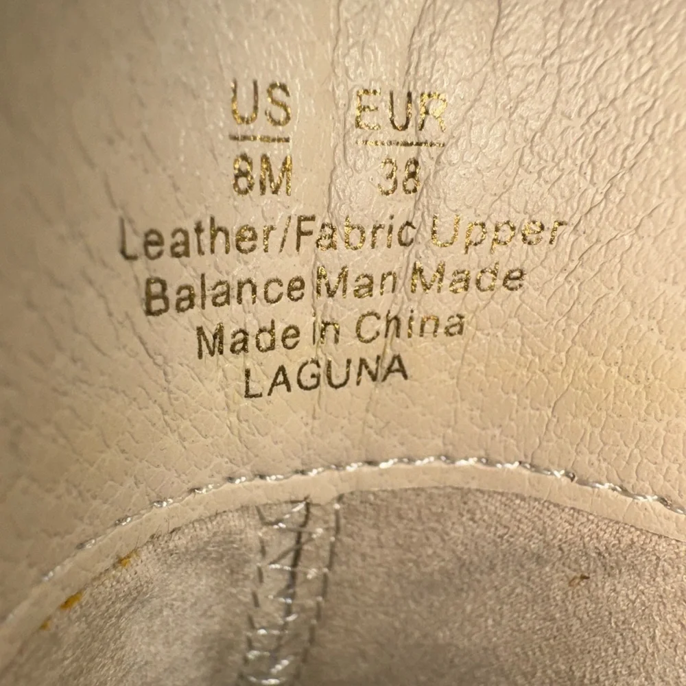 Sam Edelman Modern Ivory “Laguna” Chunky Sole Chelsea Boots Women’s Size 8 - Picture 2 of 16